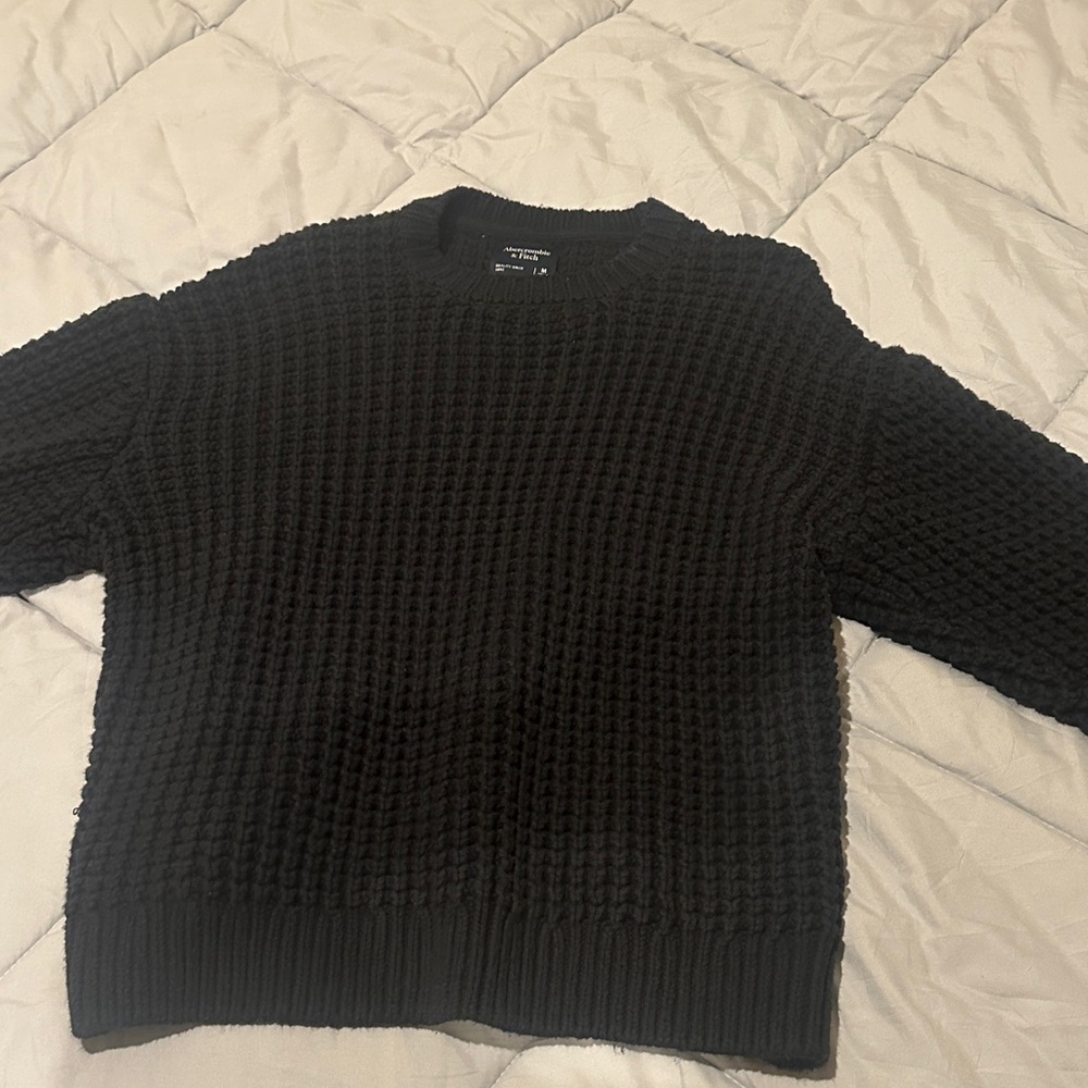 Abercrombie & Fitch Men's Textured Black Crewneck Sweater